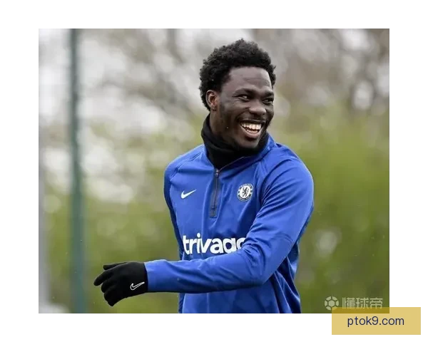 HereWeGo罗马诺确认切尔西前锋大卫福法纳租借加盟斯特拉斯堡新赛季法甲征程