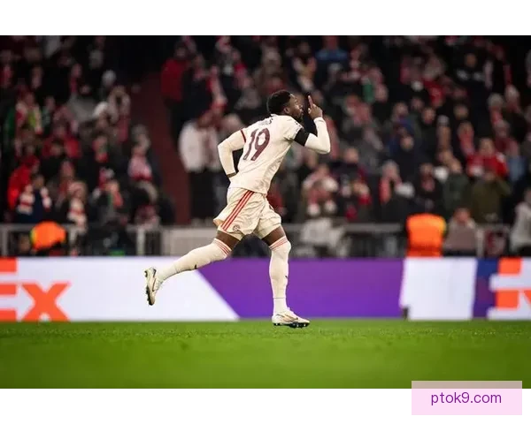 图片报曝凯恩仍需十天复出拜仁紧急考虑引进前锋替补备战欧冠计划 图片报曝凯恩仍需十天复出拜仁紧急考虑引进前锋替补备战欧冠计划